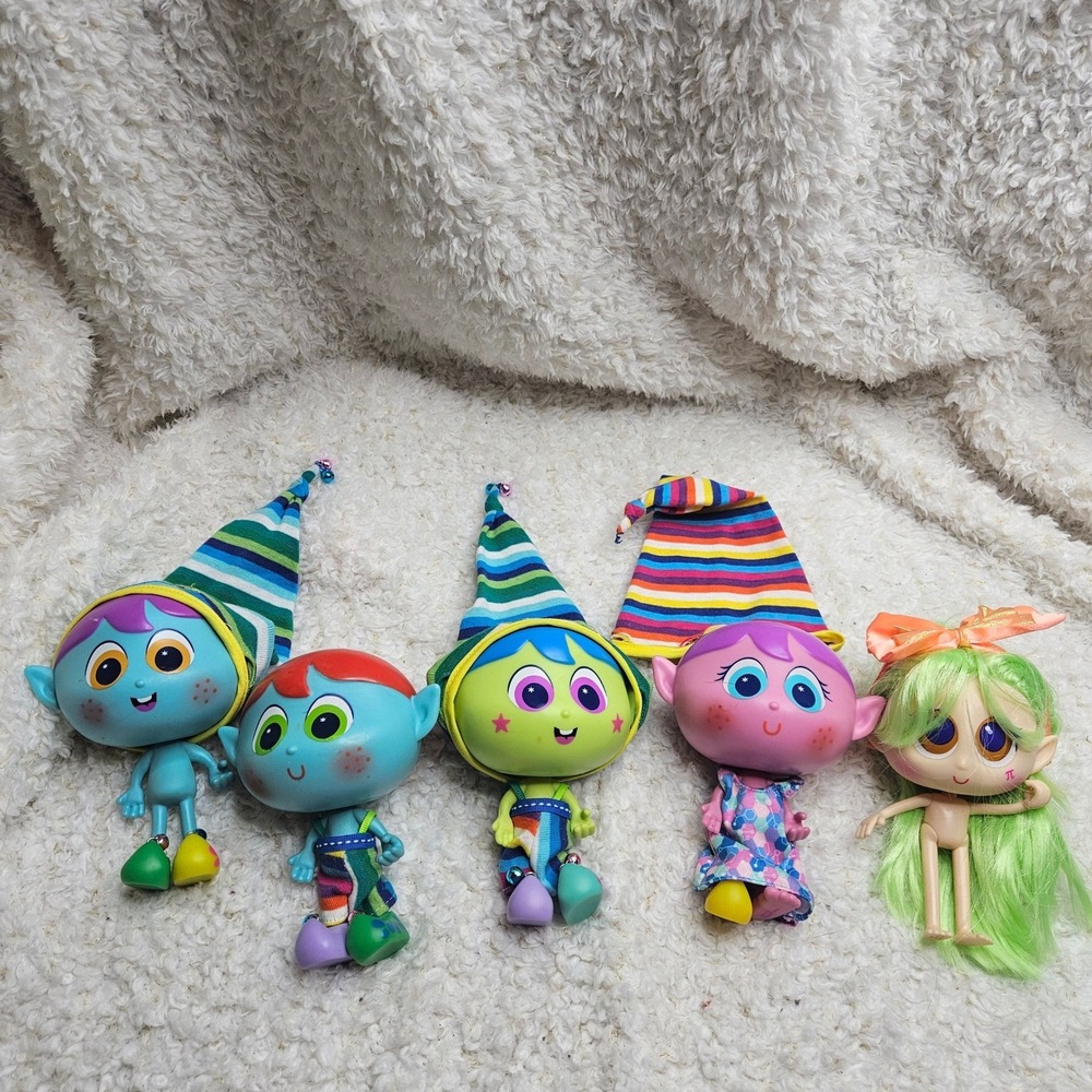 Distroller Alushhhe Doll Lot of 5 with Accessories‎